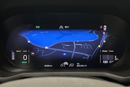 sininen Polestar 2 2024 kuva 22.