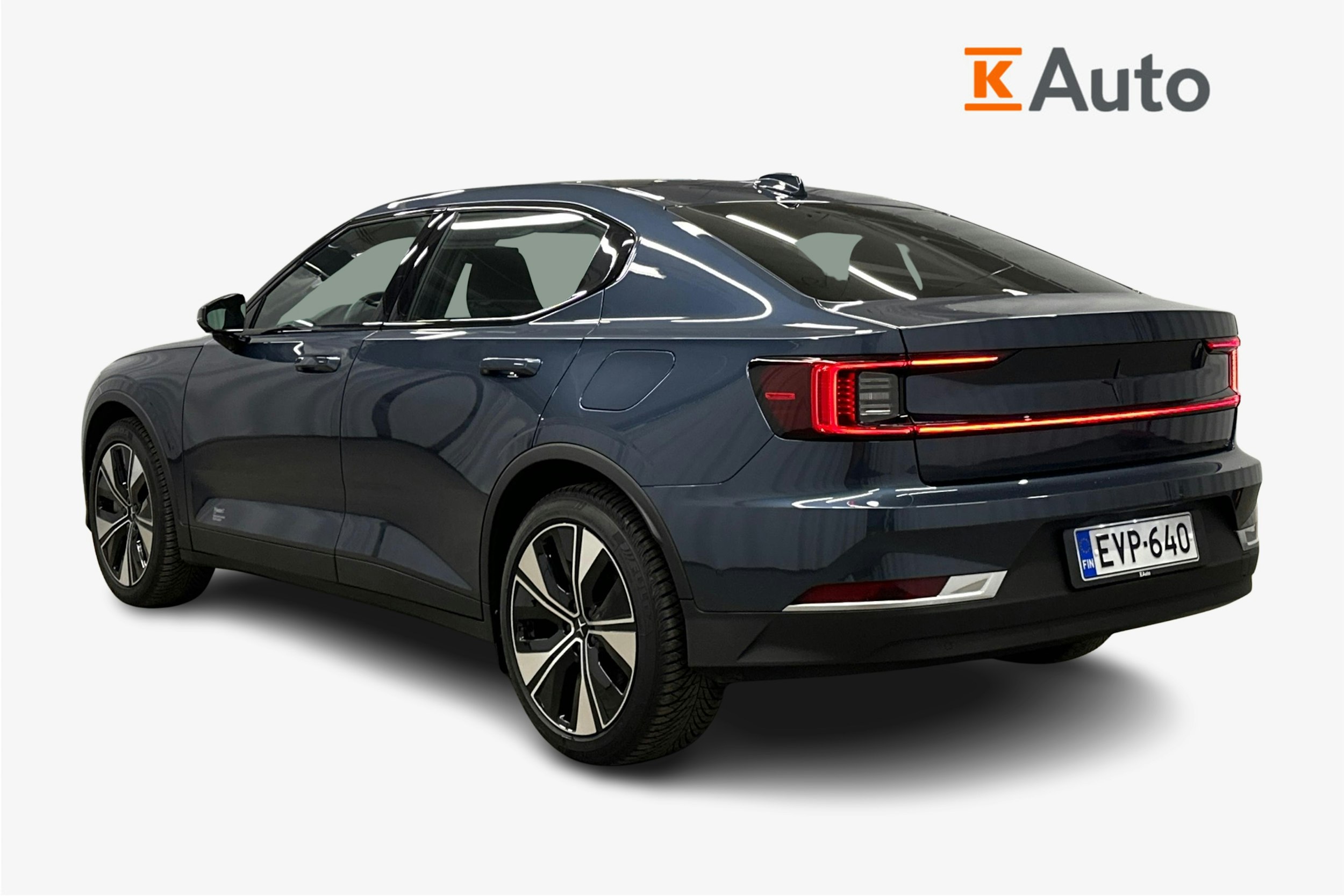 sininen Polestar 2 2024 kuva 2.