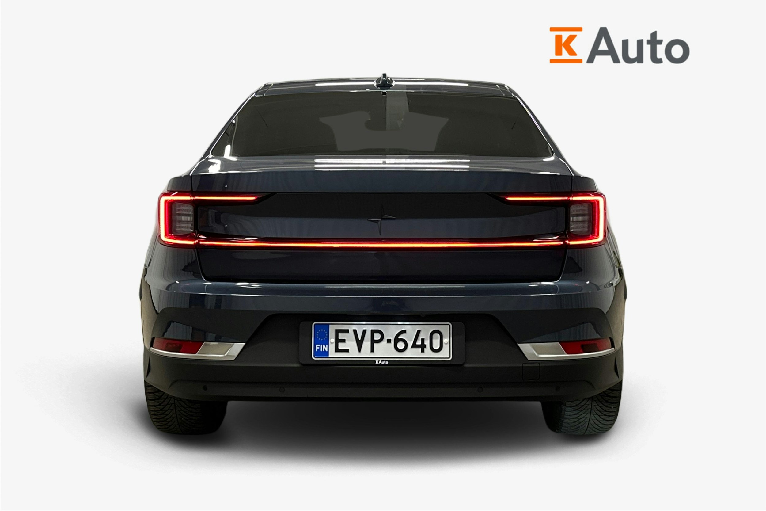 sininen Polestar 2 2024 kuva 3.