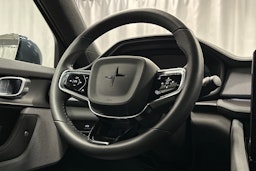 sininen Polestar 2 2024 kuva 19.