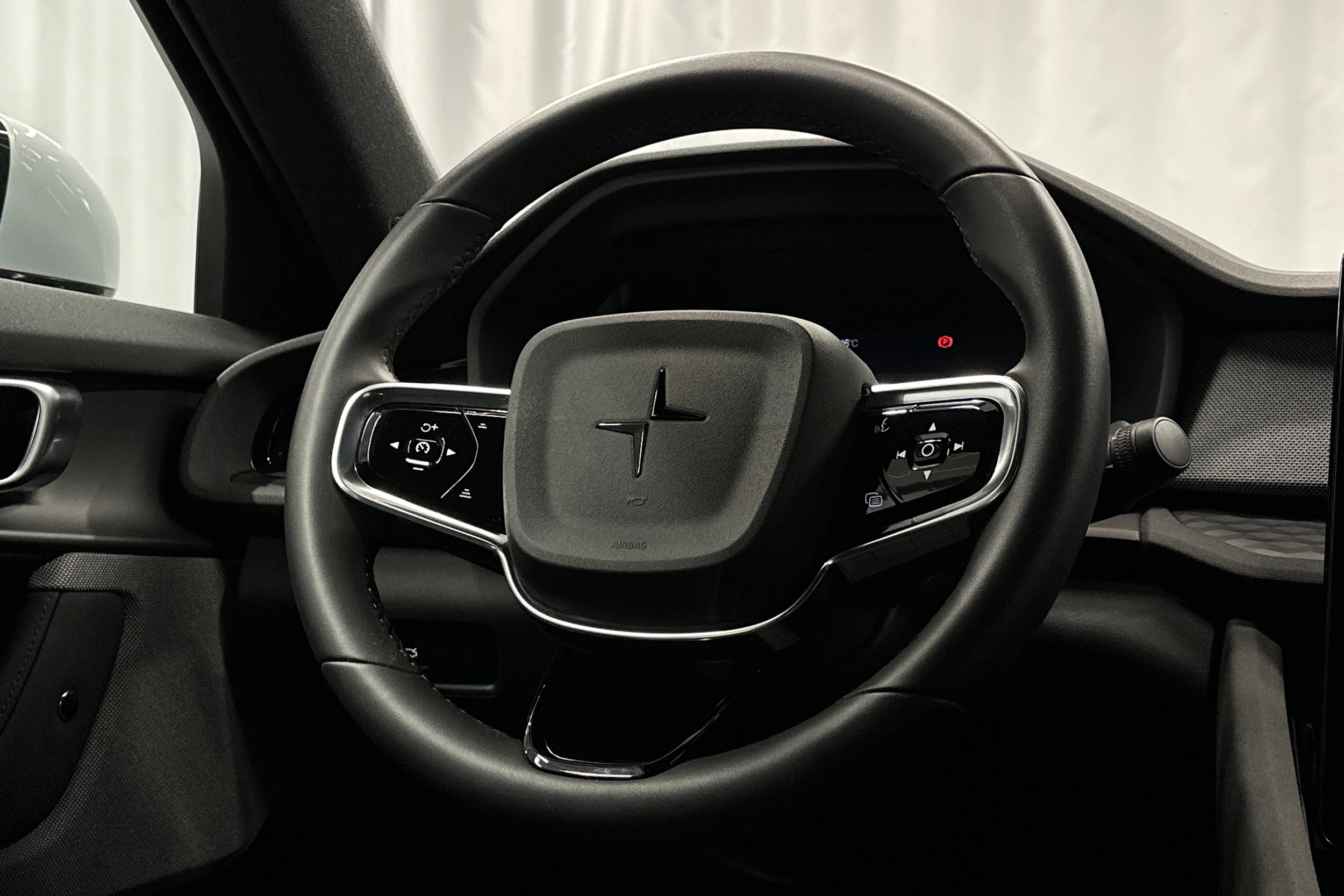 hopea Polestar 2 2024 kuva 18.