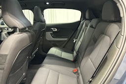 sininen Polestar 2 2024 kuva 10.