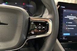sininen Polestar 2 2024 kuva 15.