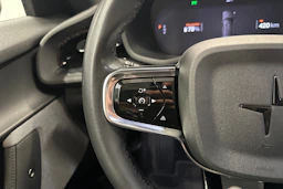 harmaa Polestar 2 2024 kuva 15.