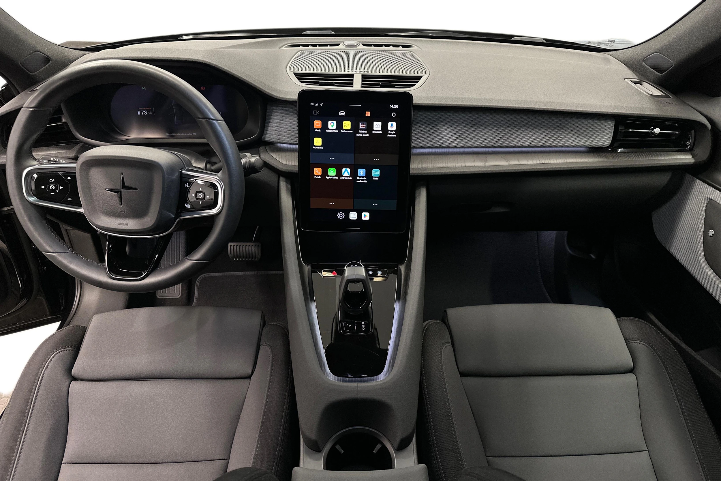 musta Polestar 2 2024 kuva 9.