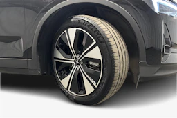musta Polestar 2 2024 kuva 12.