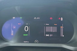 harmaa Polestar 2 2024 kuva 5.