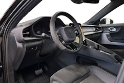 musta Polestar 2 2024 kuva 7.