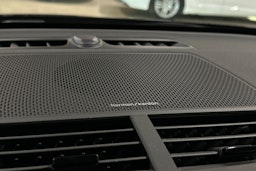 musta Polestar 2 2024 kuva 18.