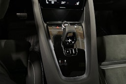 musta Polestar 2 2024 kuva 26.