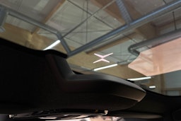 musta Polestar 2 2024 kuva 27.