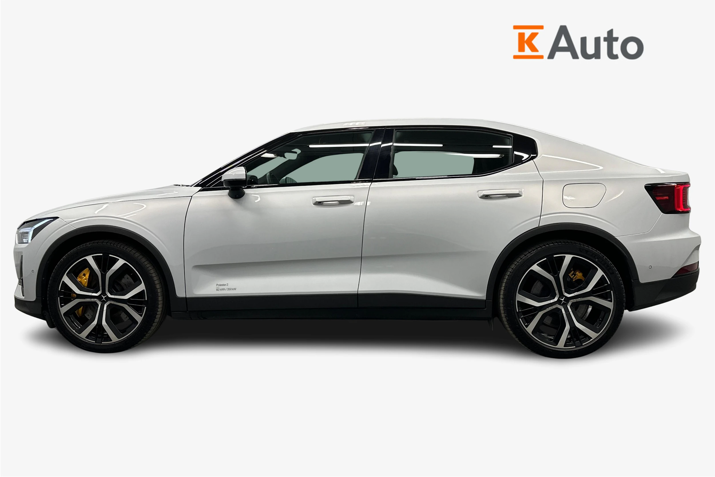 harmaa Polestar 2 2024 kuva 5.