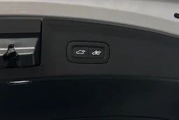 harmaa Polestar 2 2024 kuva 40.