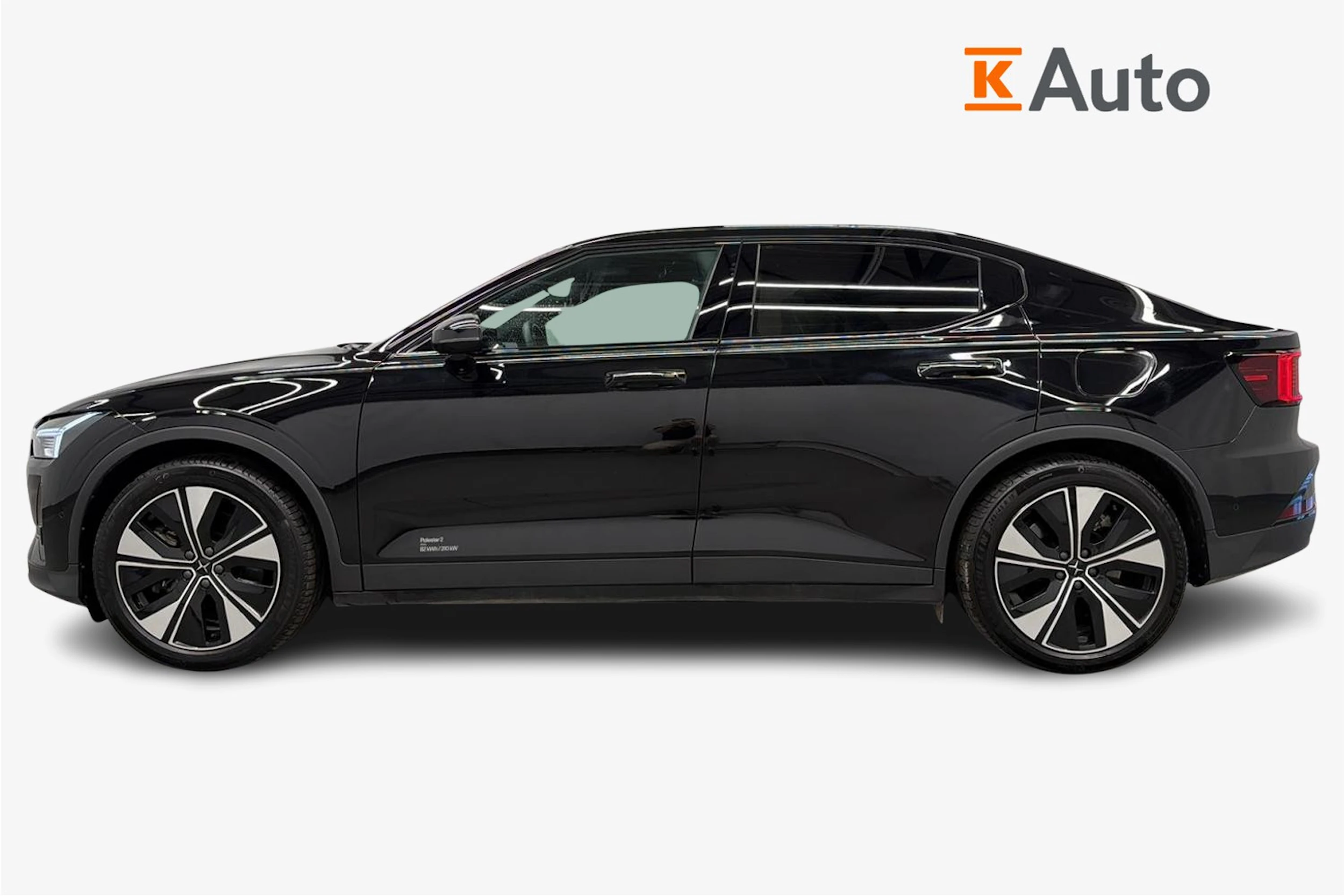 musta Polestar 2 2024 kuva 5.