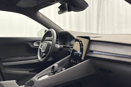 musta Polestar 2 2024 kuva 12.
