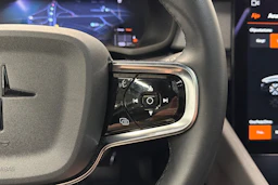 musta Polestar 2 2024 kuva 19.