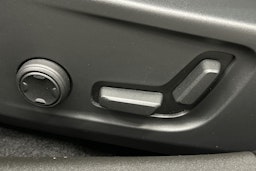 musta Polestar 2 2024 kuva 19.