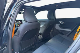 musta Polestar 2 2024 kuva 2.