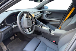 musta Polestar 2 2024 kuva 3.