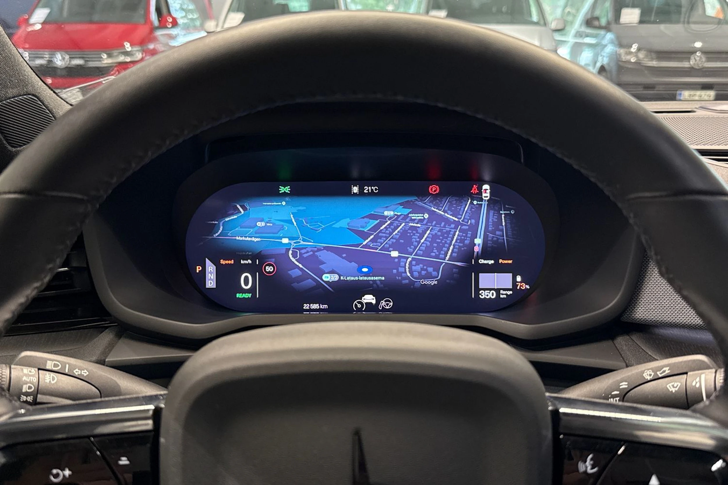 musta Polestar 2 2024 kuva 24.