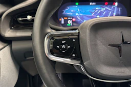 musta Polestar 2 2024 kuva 25.