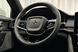 valkoinen Polestar 2 2024 kuva 17.