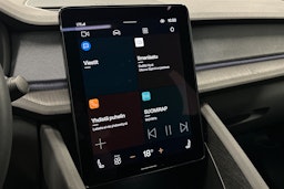 valkoinen Polestar 2 2024 kuva 21.
