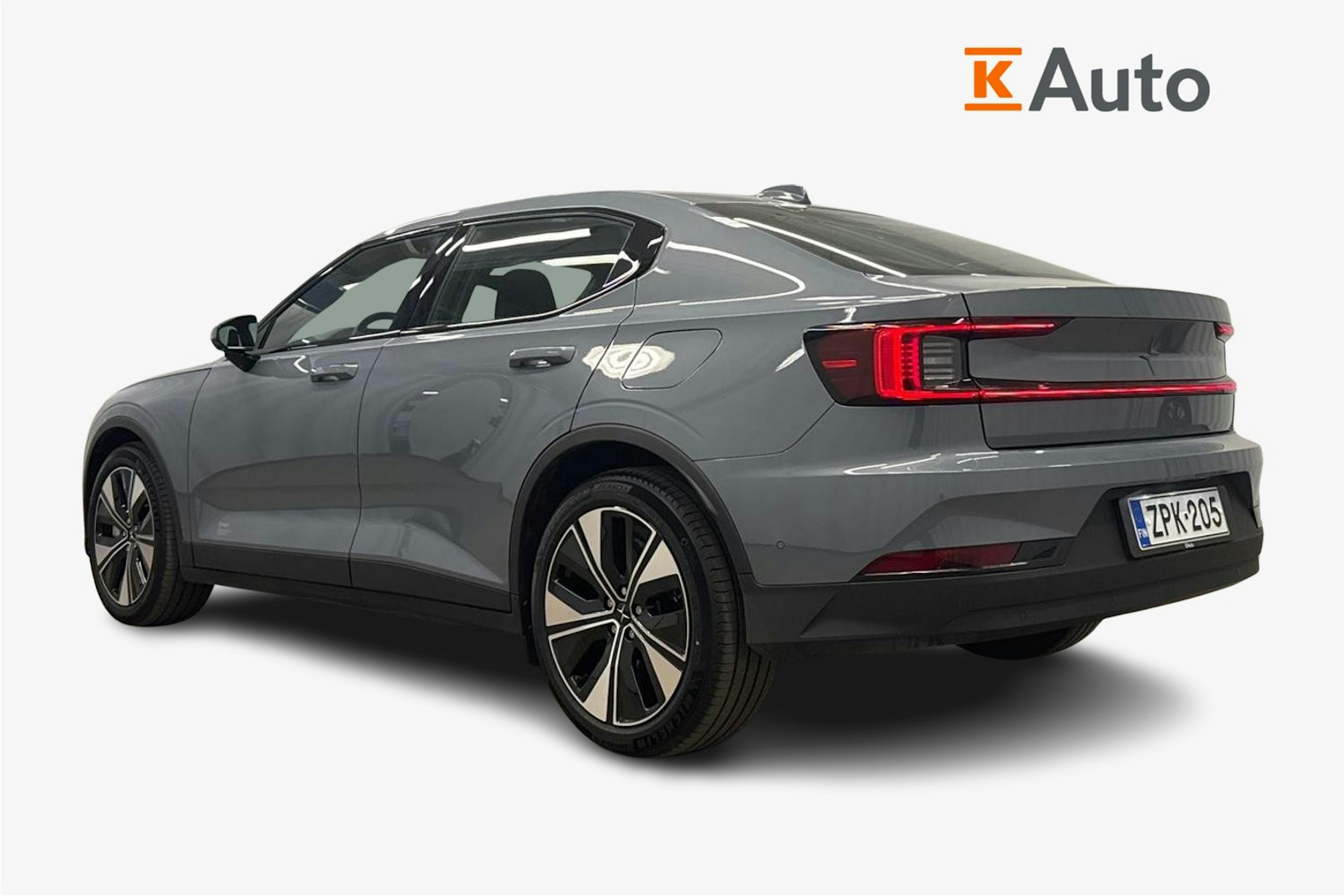harmaa Polestar 2 2023 kuva 2.