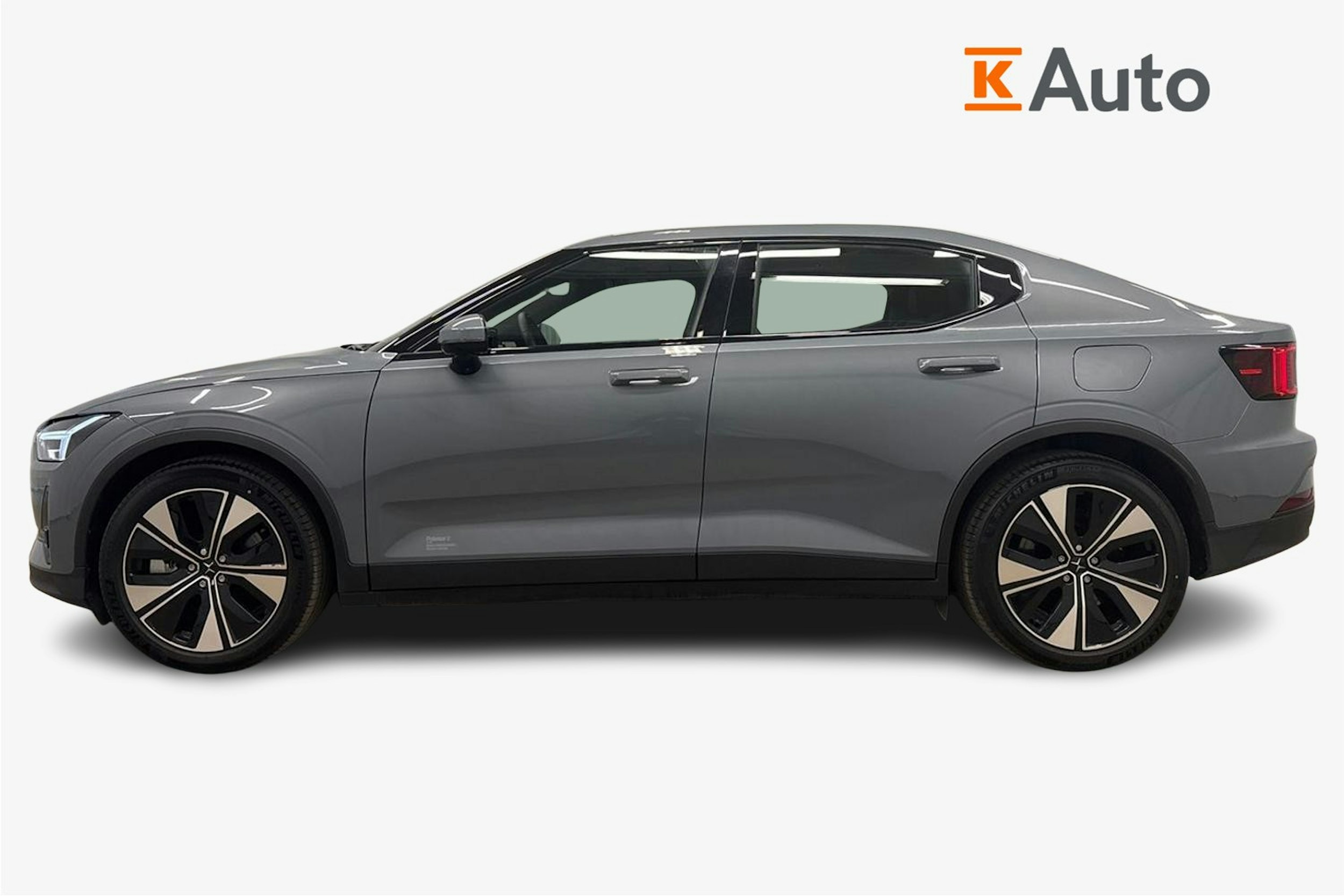 harmaa Polestar 2 2023 kuva 5.