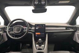harmaa Polestar 2 2023 kuva 7.