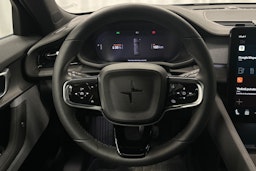 musta Polestar 2 2024 kuva 14.