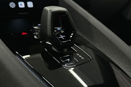 musta Polestar 2 2024 kuva 29.