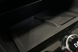 musta Polestar 2 2024 kuva 30.