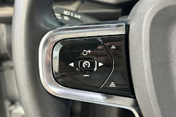 harmaa Polestar 2 2024 kuva 18.