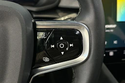 harmaa Polestar 2 2024 kuva 19.