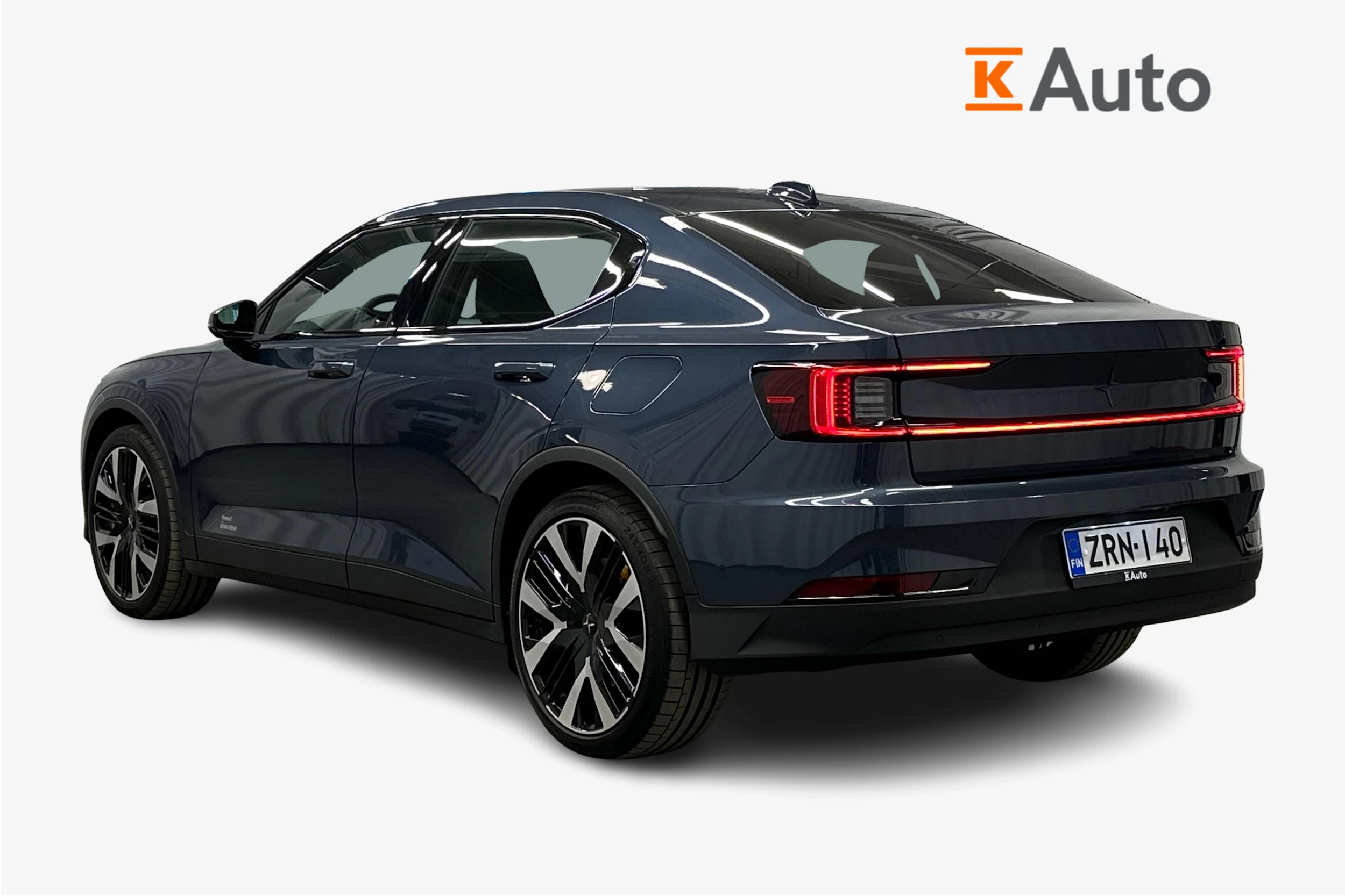 sininen Polestar 2 2024 kuva 2.