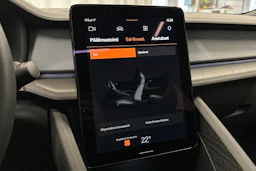sininen Polestar 2 2024 kuva 24.