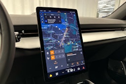 sininen Polestar 3 2025 kuva 14.