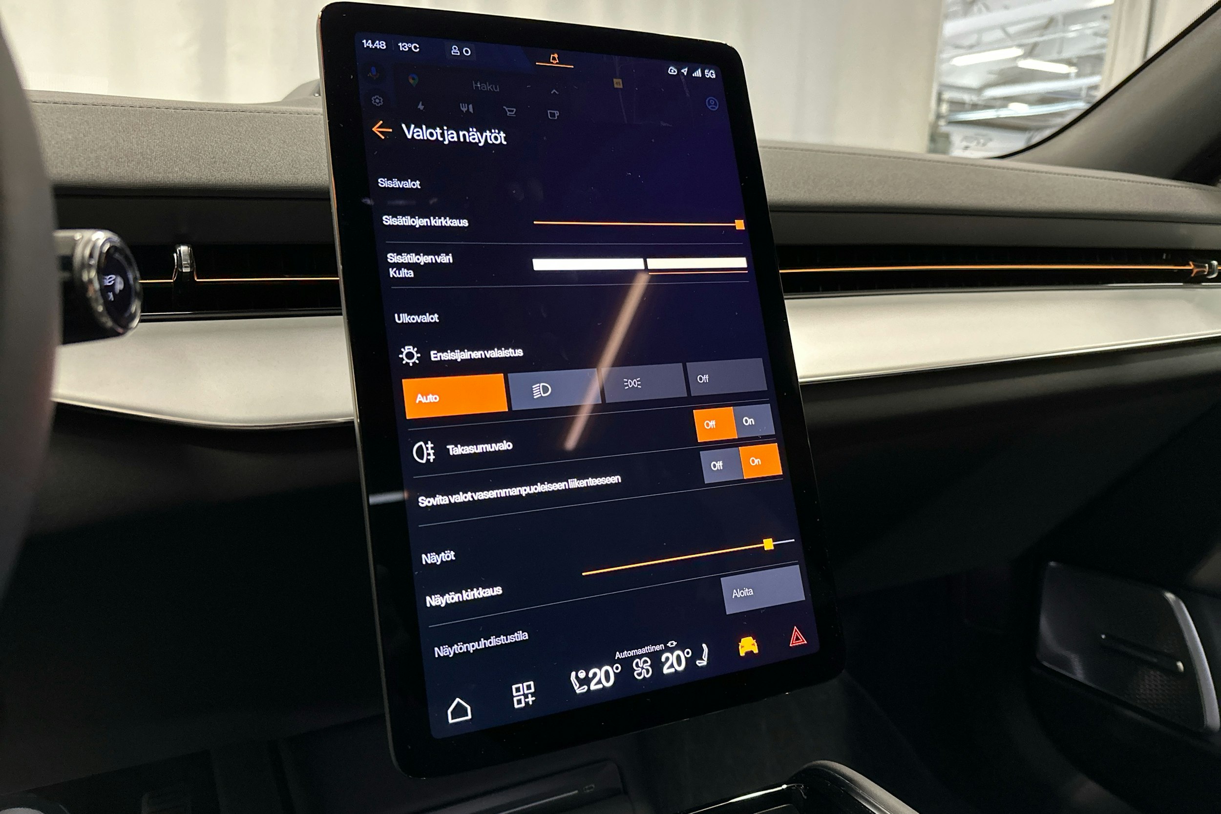 sininen Polestar 3 2025 kuva 20.