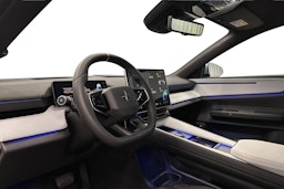 sininen Polestar 4 2024 kuva 7.