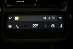 sininen Polestar 4 2024 kuva 16.