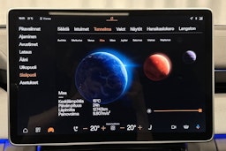 sininen Polestar 4 2024 kuva 28.