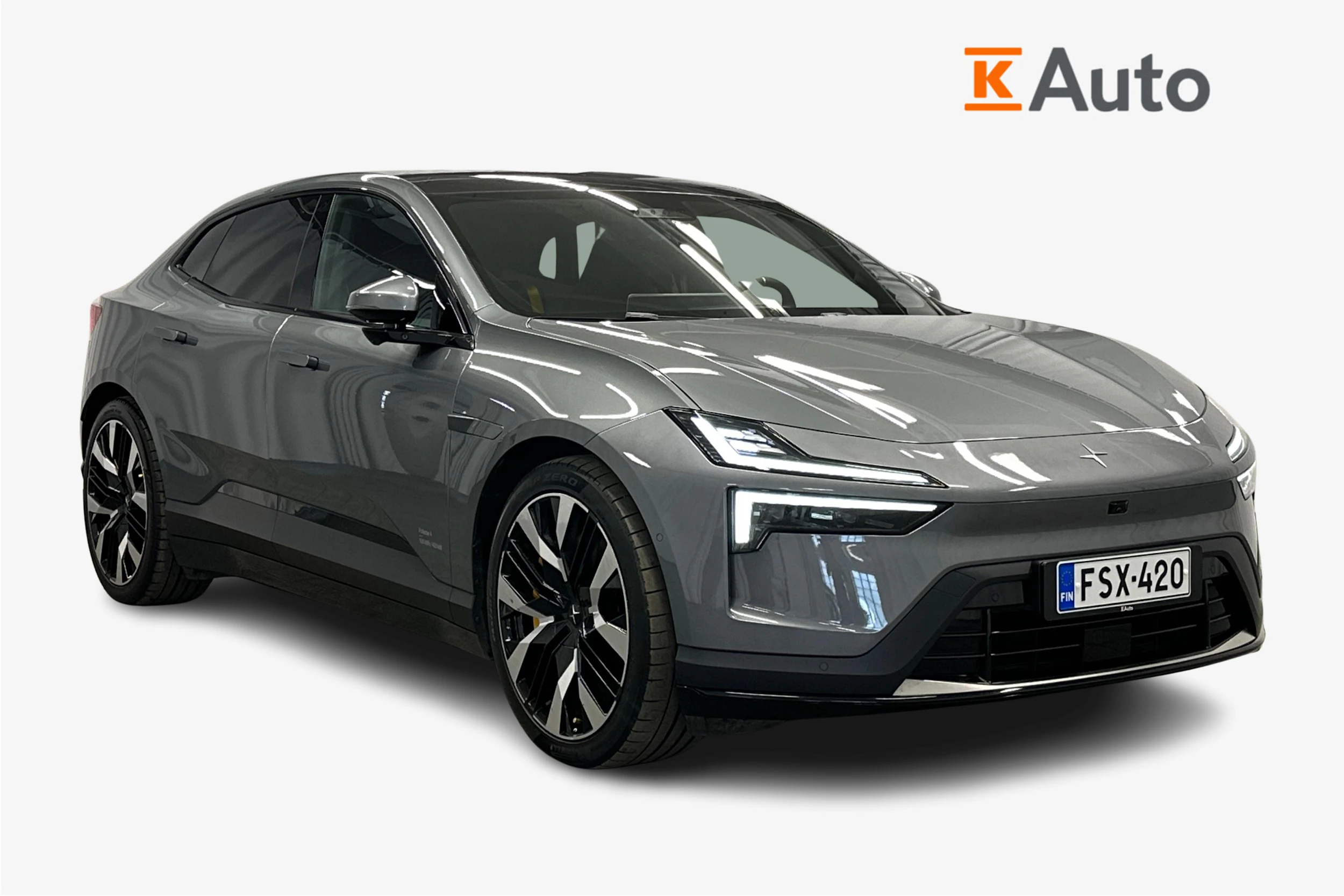 harmaa Polestar 4 2025 kuva 1.