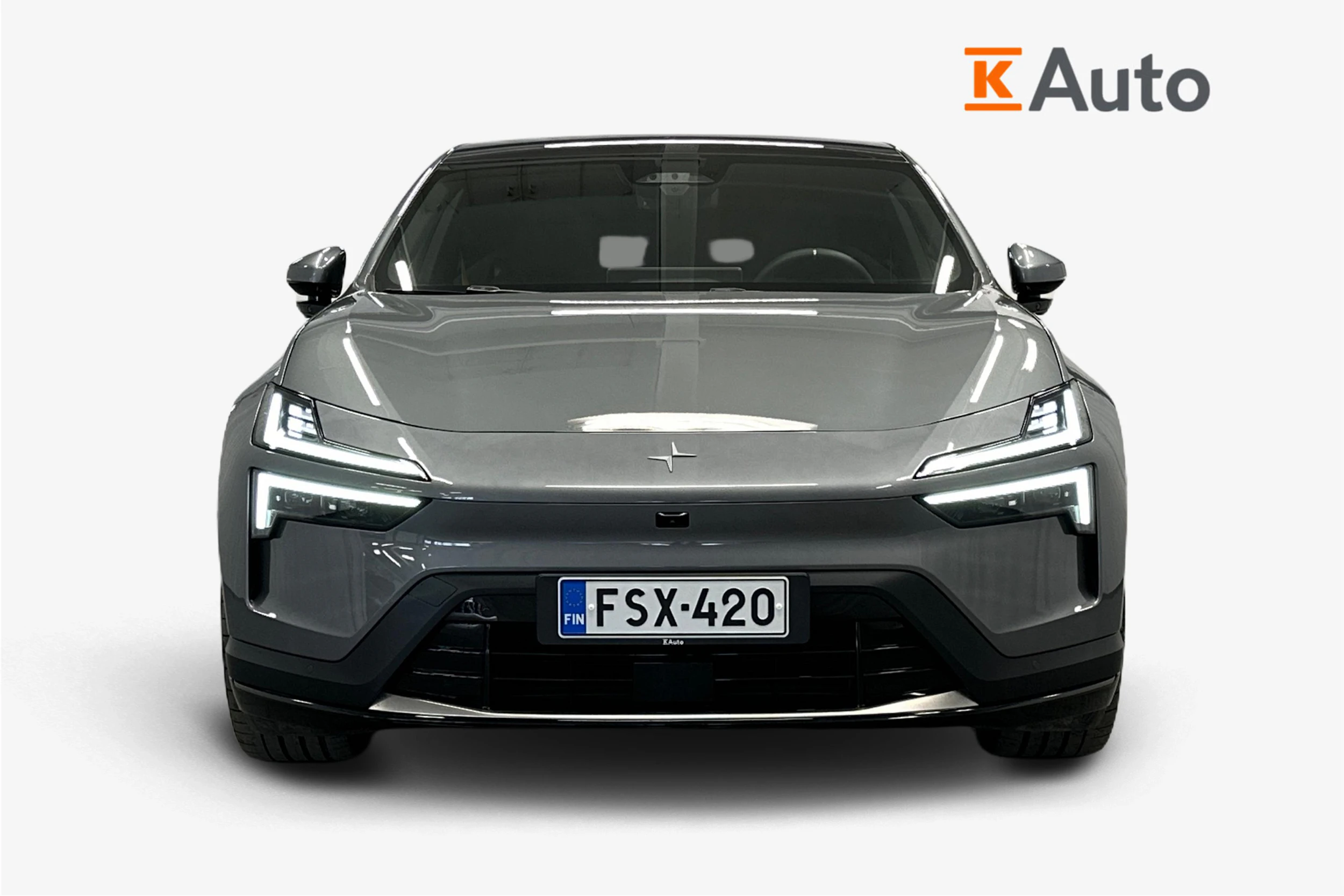 harmaa Polestar 4 2025 kuva 5.