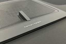 harmaa Polestar 4 2025 kuva 37.