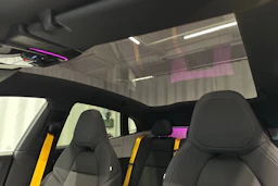 harmaa Polestar 4 2025 kuva 38.