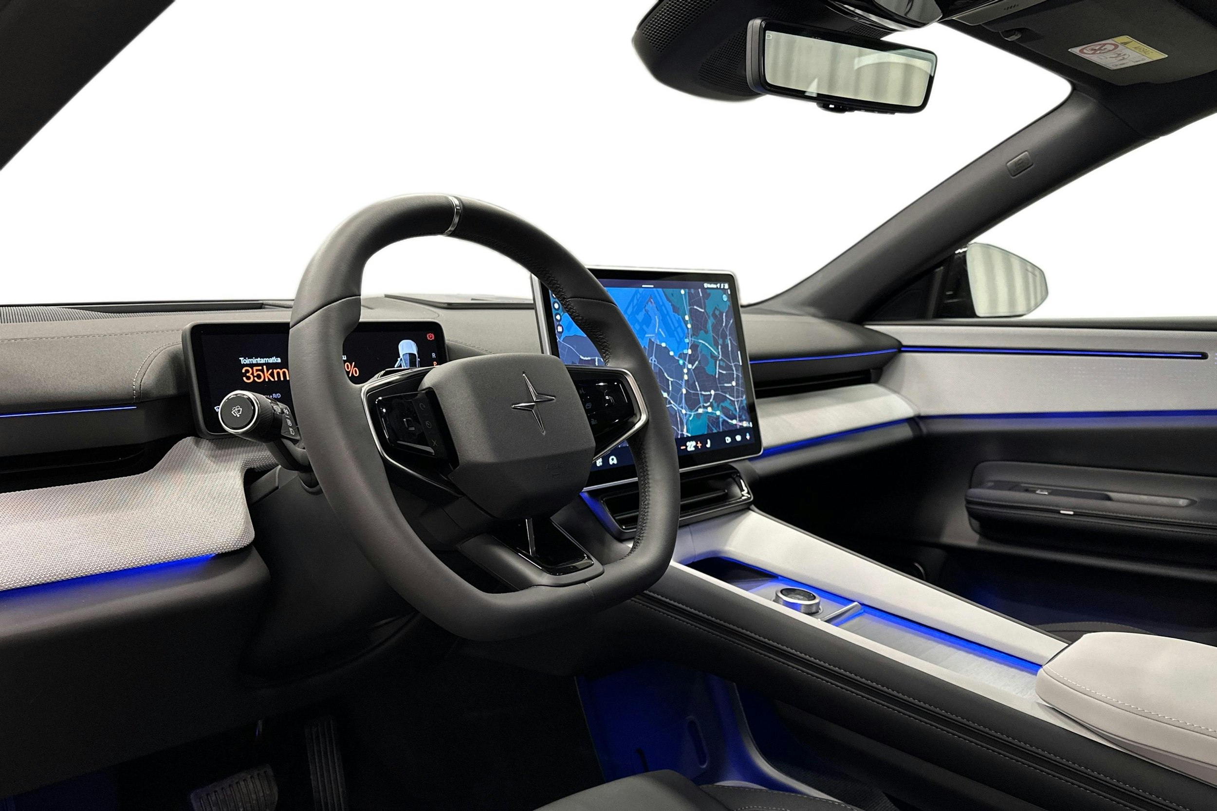 musta Polestar 4 2025 kuva 7.