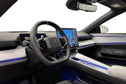 musta Polestar 4 2025 kuva 7.