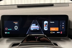 musta Polestar 4 2025 kuva 23.