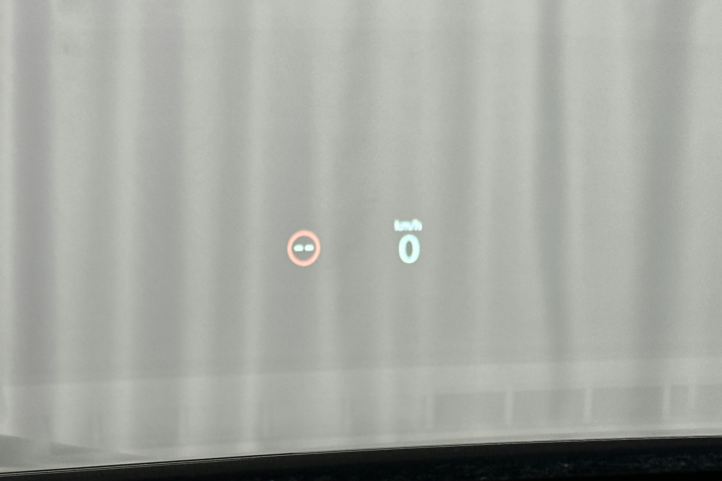 musta Polestar 4 2025 kuva 24.